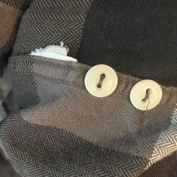 J. Crew New York Sz L Gray Plaid Classic Button-Up Collar Flannel Shirt - Picture 5 of 5